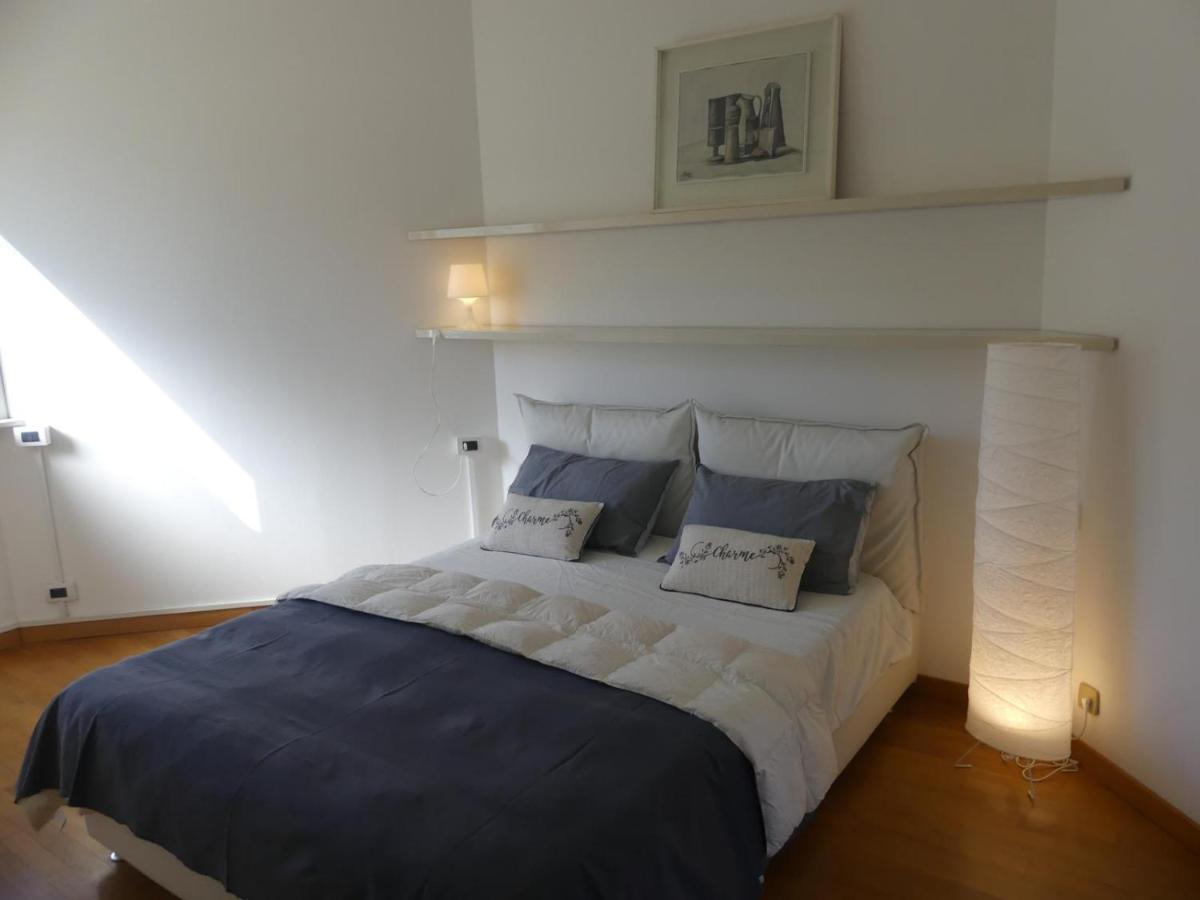 Joivy Apartments By The Lake Комо Екстериор снимка